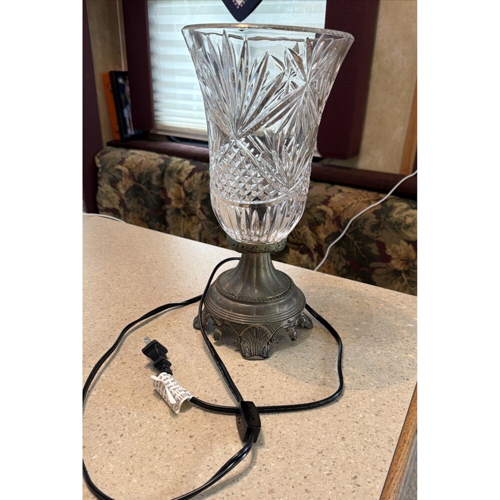 Vintage Godinger Lamp W/ Shannon Irish Crystal Cut Glass Globe & Silver Base.EUC - Picture 10 of 15